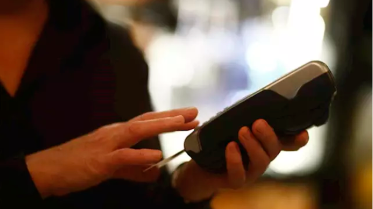 Los jiennenses usan un 20% más la tarjeta de crédito en sus compras Los jiennenses usan un 20% más la tarjeta de crédito en sus compras