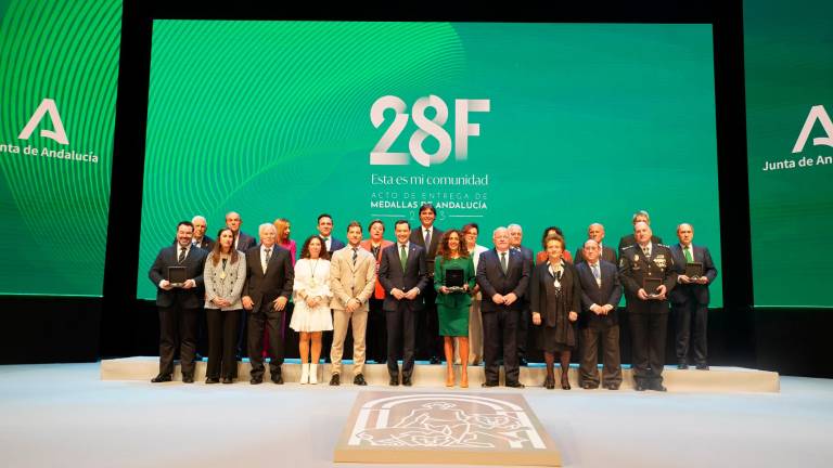 El colegio Cándido Nogales, Silvia Peláez y Ramiro Rivera pasan a la historia de Andalucía El colegio Cándido Nogales, Silvia Peláez y Ramiro Rivera pasan a la historia de Andalucía