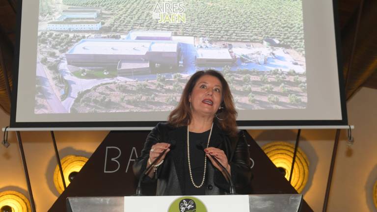 La almazara de “Aires de Jaén” cierra el ciclo del olivar a la botella La almazara de “Aires de Jaén” cierra el ciclo del olivar a la botella