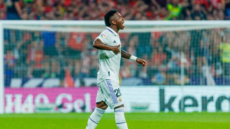 El Atlético de Madrid condena los insultos racistas a Vinícius y expulsará a los socios implicados El Atlético de Madrid condena los insultos racistas a Vinícius y expulsará a los socios implicados