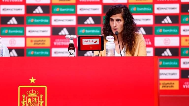 Montse Tomé convoca a las campeonas del mundo en una lista sin Jenni Hermoso Montse Tomé convoca a las campeonas del mundo en una lista sin Jenni Hermoso