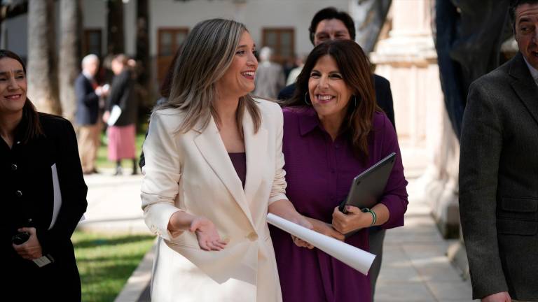 Ángeles Férriz y Rafael Recio, nuevos portavoces adjuntos del Grupo Parlamentario Socialista Ángeles Férriz y Rafael Recio, nuevos portavoces adjuntos del Grupo Parlamentario Socialista