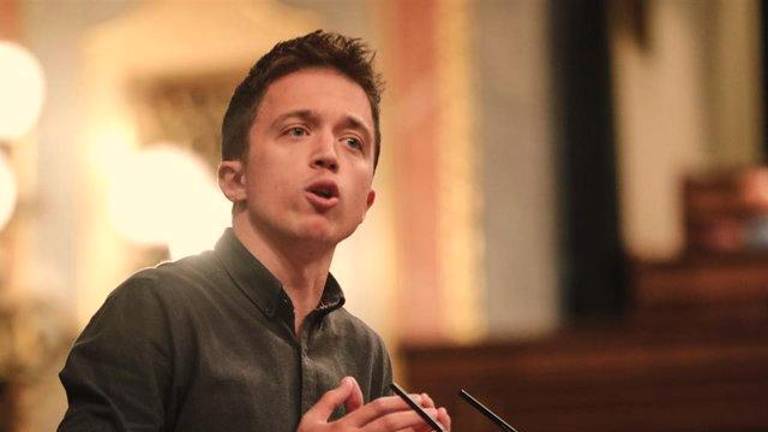 Errejón reta al Gobierno a fijar un precio máximo de los alquileres Errejón reta al Gobierno a fijar un precio máximo de los alquileres