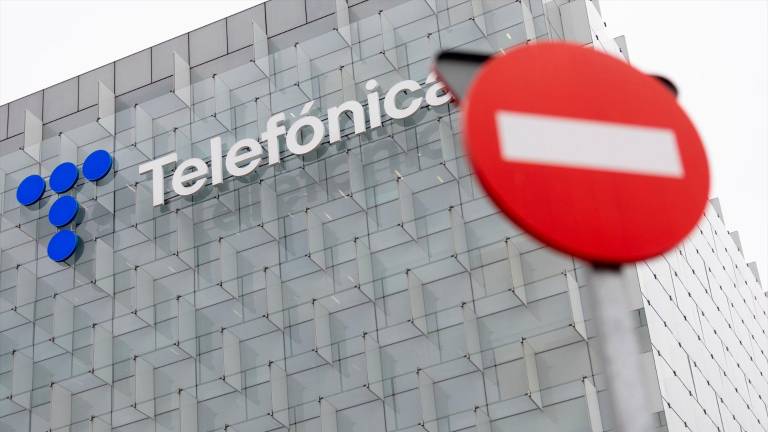 Telefónica propone un ERE para más de 5.100 empleados en sus principales filiales en España hasta 2026 Telefónica propone un ERE para más de 5.100 empleados en sus principales filiales en España hasta 2026