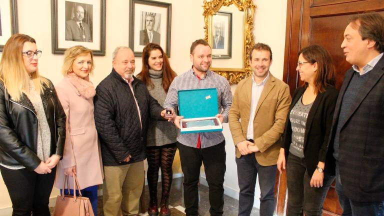 Reconocimiento al chef Juan Aceituno tras lograr la segunda Estrella Michelin para la ciudad Reconocimiento al chef Juan Aceituno tras lograr la segunda Estrella Michelin para la ciudad