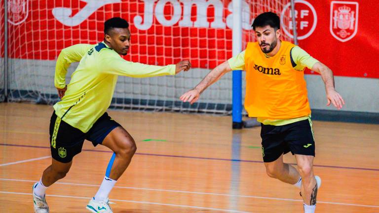 Dani Zurdo sigue con España y Renato regresa para el decisivo partido en Bosnia-Herzegovina Dani Zurdo sigue con España y Renato regresa para el decisivo partido en Bosnia-Herzegovina