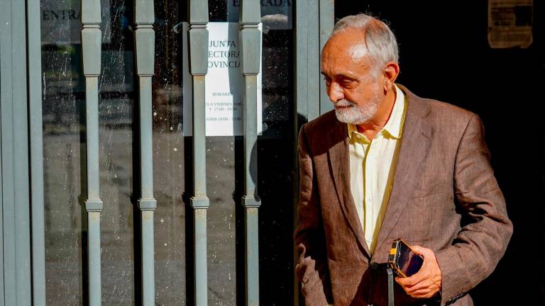 Condenado a seis años el exdirector de la Faffe por gastar en prostíbulos 32.566 euros de dinero público Condenado a seis años el exdirector de la Faffe por gastar en prostíbulos 32.566 euros de dinero público