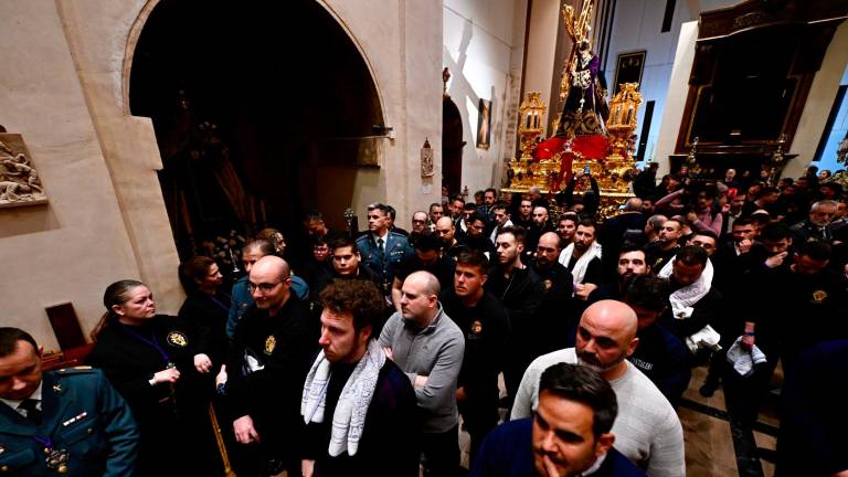 “El Abuelo” saluda a los jiennenses desde el Camarín, al son de su himno