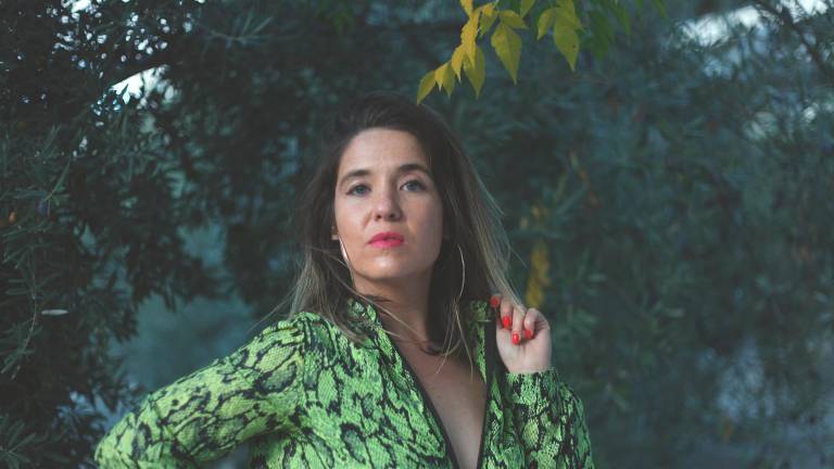 Fany de la Chica publica su nuevo disco Fany de la Chica publica su nuevo disco