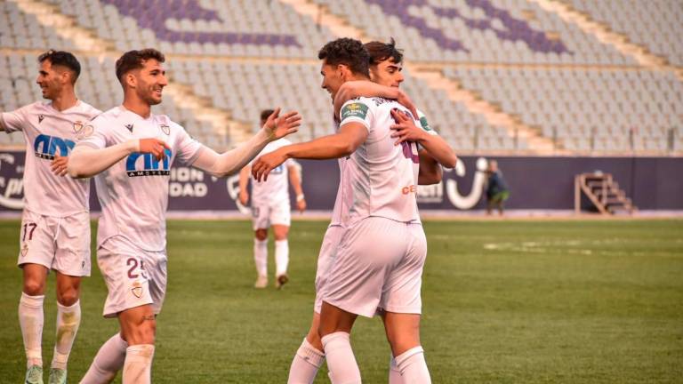 El Real Jaén vive una tarde plácida ante El Ejido antes de un ciclo de máxima exigencia (5-1) El Real Jaén vive una tarde plácida ante El Ejido antes de un ciclo de máxima exigencia (5-1)