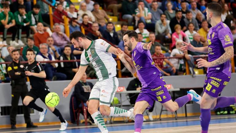 El Jaén FS no despierta de su letargo y vuelve a caer en Córdoba (4-1) El Jaén FS no despierta de su letargo y vuelve a caer en Córdoba (4-1)