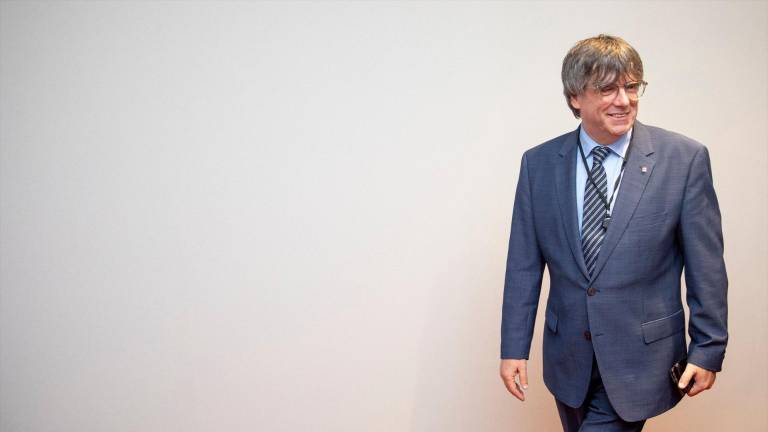 Puigdemont dice que el PSOE le ofreció un indulto si se entregaba y el partido del Gobierno lo niega Puigdemont dice que el PSOE le ofreció un indulto si se entregaba y el partido del Gobierno lo niega