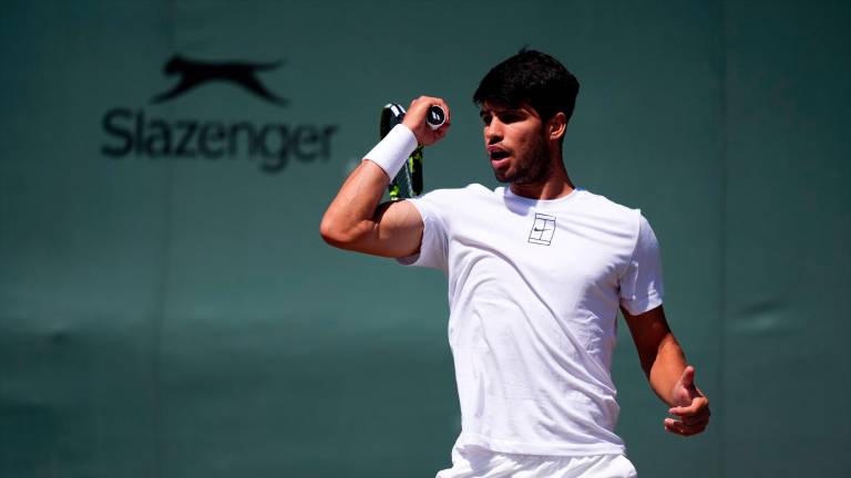 Alcaraz, en semifinales de Wimbledon tras derrotar a Norrie Alcaraz, en semifinales de Wimbledon tras derrotar a Norrie