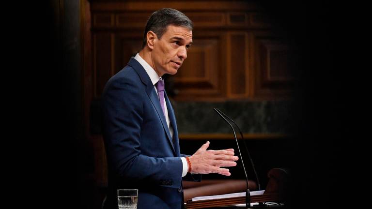 Sánchez exime a las renovables del apagón y tacha de irresponsable la campaña por la energía nuclear Sánchez exime a las renovables del apagón y tacha de irresponsable la campaña por la energía nuclear