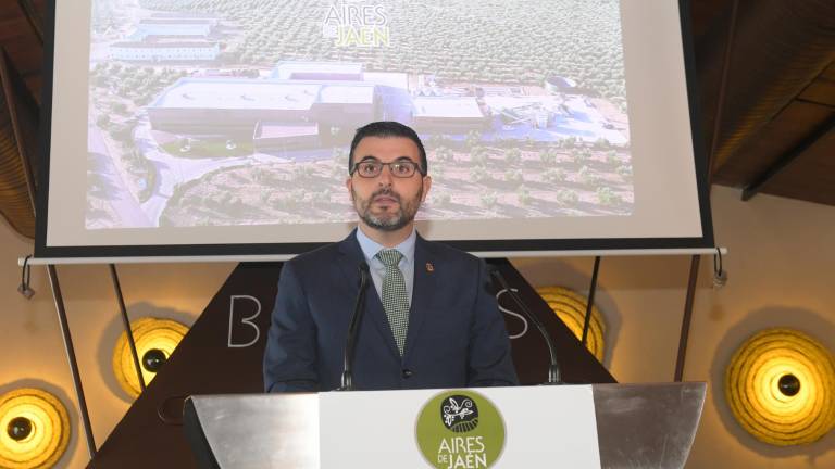 La almazara de “Aires de Jaén” cierra el ciclo del olivar a la botella La almazara de “Aires de Jaén” cierra el ciclo del olivar a la botella