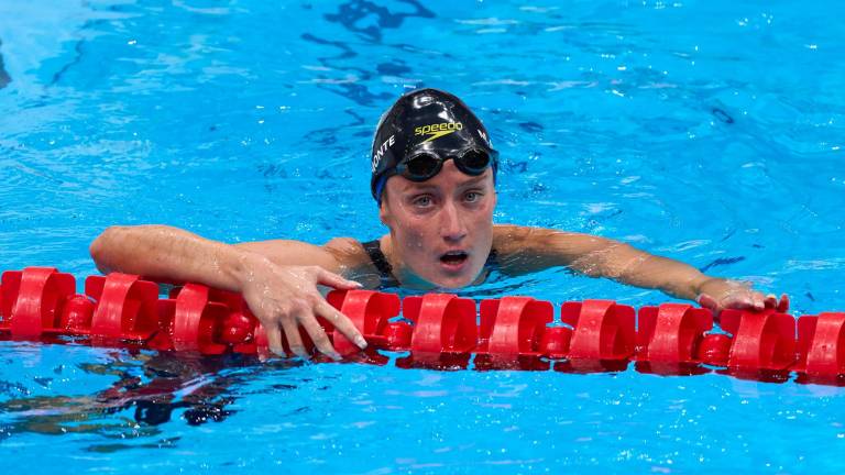 Mireia Belmonte se queda al borde de la medalla en los 400 estilos