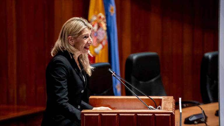 El salario mínimo subirá un 4,4% en 2025, hasta 1.184 euros al mes El salario mínimo subirá un 4,4% en 2025, hasta 1.184 euros al mes