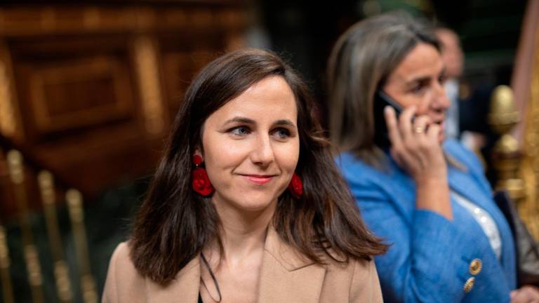 Podemos abandona el grupo parlamentario de Sumar en el Congreso y anuncia su pase al Grupo Mixto Podemos abandona el grupo parlamentario de Sumar en el Congreso y anuncia su pase al Grupo Mixto