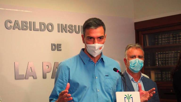 Sánchez anuncia un nuevo paquete de medidas de apoyo a La Palma y pide mantener la prudencia Sánchez anuncia un nuevo paquete de medidas de apoyo a La Palma y pide mantener la prudencia