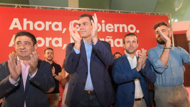Comienza el Congreso Federal del PSOE con una amplia representación jiennense Comienza el Congreso Federal del PSOE con una amplia representación jiennense
