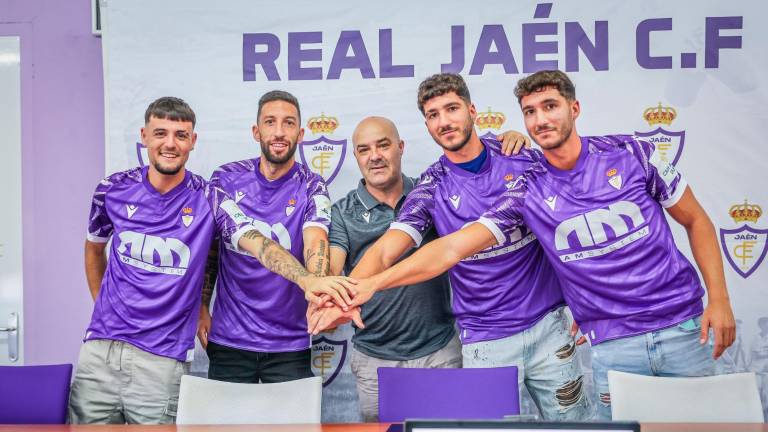 Potencial y juventud para la defensa del Real Jaén Potencial y juventud para la defensa del Real Jaén