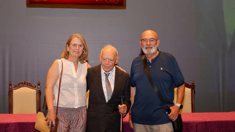 Una noche histórica de reconocimiento y orgullo a un jiennense singular, en imágenes Una noche histórica de reconocimiento y orgullo a un jiennense singular, en imágenes