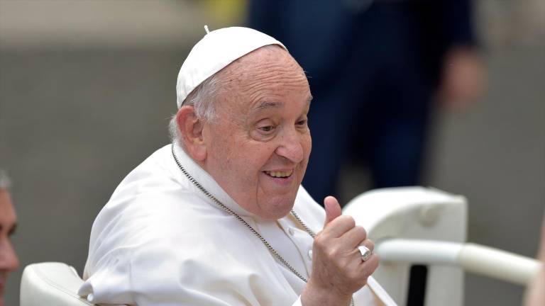 El Papa experimenta una ligera mejoría dentro de las condiciones críticas El Papa experimenta una ligera mejoría dentro de las condiciones críticas
