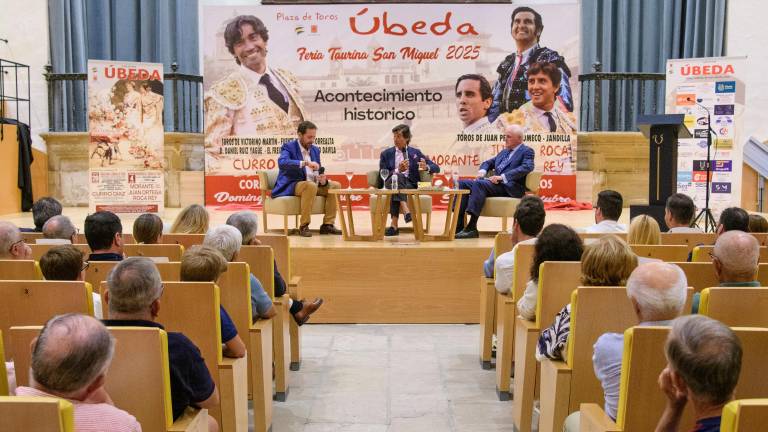 Seis morlacos para Curro Díaz en la Feria de Úbeda Seis morlacos para Curro Díaz en la Feria de Úbeda