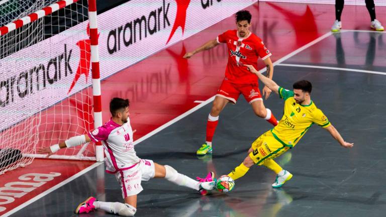 Motta asesta una cruel derrota al Jaén Paraíso Interior (1-2) Motta asesta una cruel derrota al Jaén Paraíso Interior (1-2)