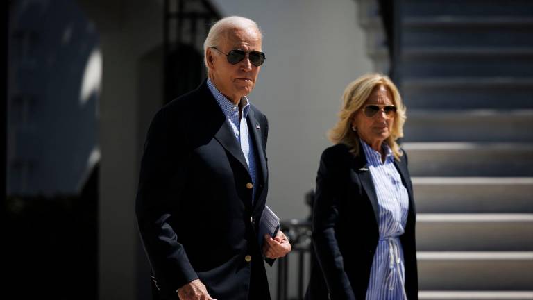 La primera dama de EEUU, Jill Biden, da positivo por covid-19 y presenta síntomas leves La primera dama de EEUU, Jill Biden, da positivo por covid-19 y presenta síntomas leves