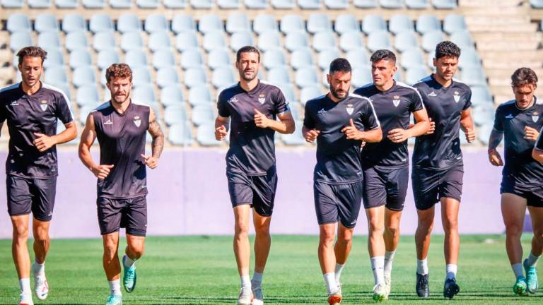 Real Jaén: entrenamientos en casa, gira por la provincia y Trofeo del Olivo en octubre Real Jaén: entrenamientos en casa, gira por la provincia y Trofeo del Olivo en octubre