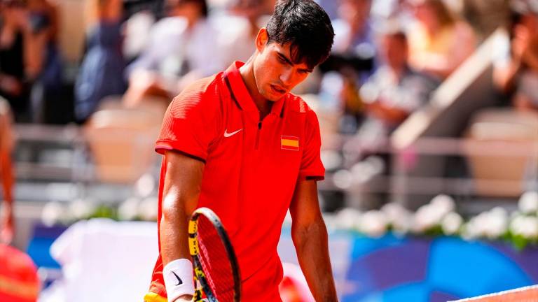 Alcaraz cede frente a Djokovik en la final de tenis en París 2024 Alcaraz cede frente a Djokovik en la final de tenis en París 2024