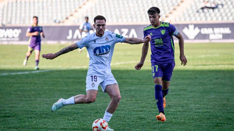 Despedida amarga de Liga del Real Jaén en un partido intrascendente (1-3) Despedida amarga de Liga del Real Jaén en un partido intrascendente (1-3)