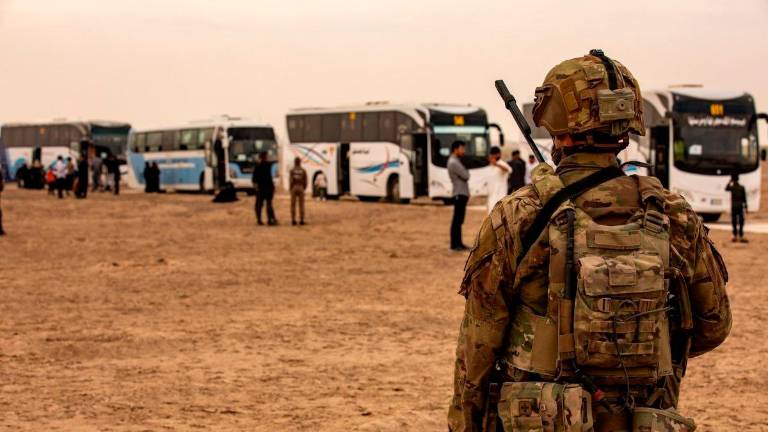 Las fuerzas de Estados Unidos comienzan la retirada de su base principal en Irak Las fuerzas de Estados Unidos comienzan la retirada de su base principal en Irak