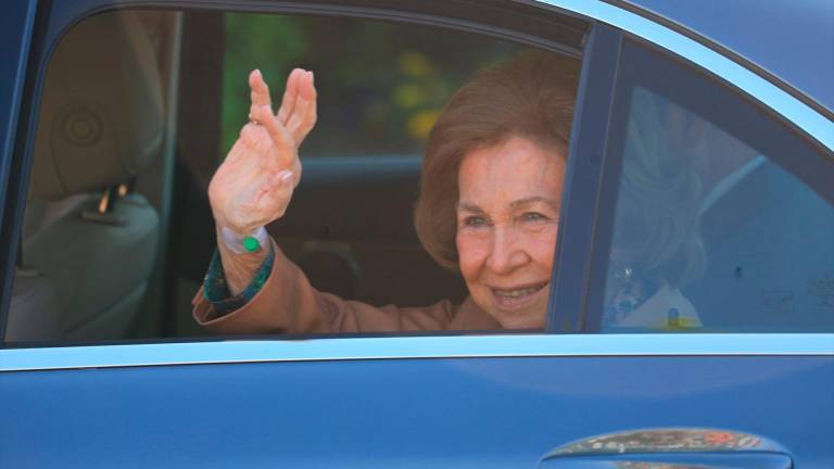 ¡Completamente recuperada! La Reina Sofía vuelve al trabajo tras su reciente hospitalización