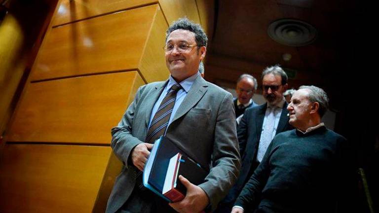 Una reforma para desligar el mandato del fiscal general de la legislatura Una reforma para desligar el mandato del fiscal general de la legislatura