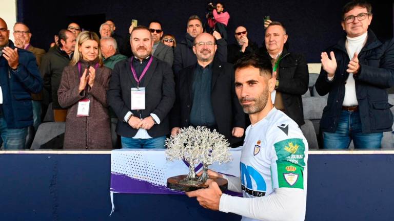 El Granada será el rival del Real Jaén en el Trofeo del Olivo El Granada será el rival del Real Jaén en el Trofeo del Olivo