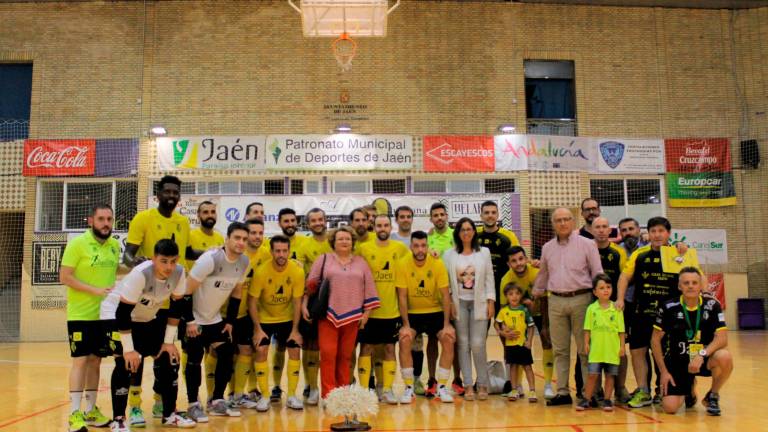 El Jaén FS se queda con el Olivo El Jaén FS se queda con el Olivo