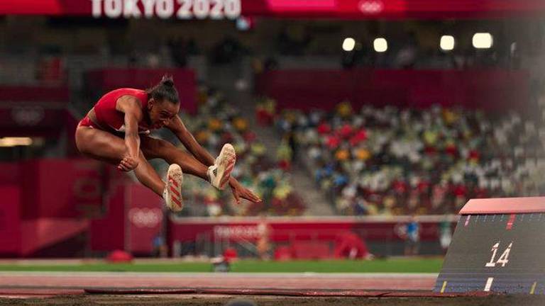 Ana Peleteiro se cuelga el bronce en triple salto Ana Peleteiro se cuelga el bronce en triple salto