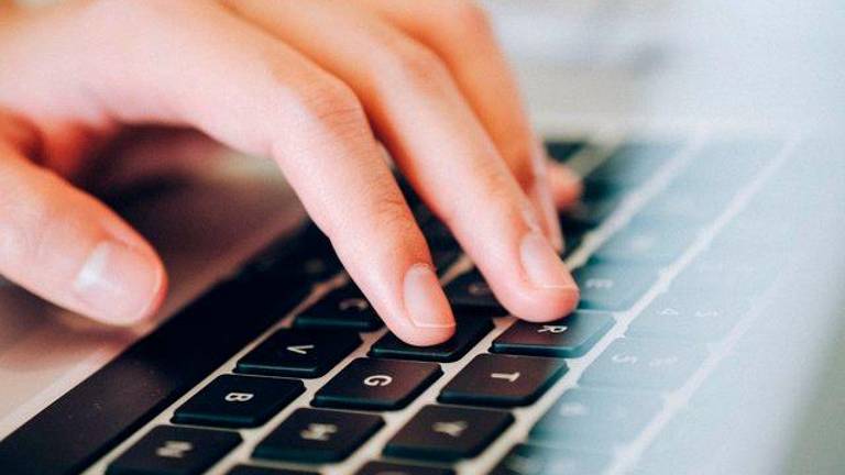Alertan de una nueva estafa por email que suplanta a la Agencia Tributaria Alertan de una nueva estafa por email que suplanta a la Agencia Tributaria