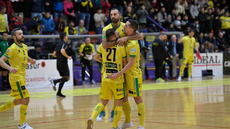 El Barcelona castiga con dureza al Jaén FS en el último minuto El Barcelona castiga con dureza al Jaén FS en el último minuto