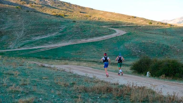 Una carrera por los mejores parajes de Sierra de Segura Una carrera por los mejores parajes de Sierra de Segura