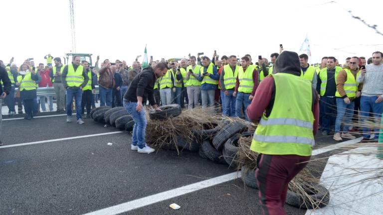 El sector agrícola, dispuesto a seguir con las manifestaciones El sector agrícola, dispuesto a seguir con las manifestaciones