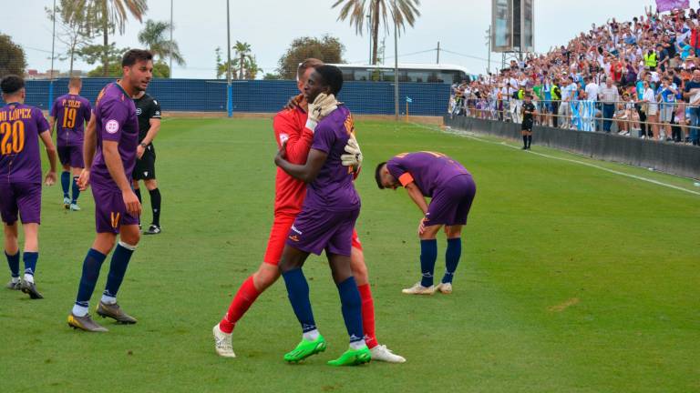 El Real Jaén sale vivo ante el Atlético Malagueño (1-1) El Real Jaén sale vivo ante el Atlético Malagueño (1-1)