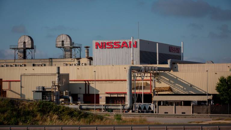 Nissan confirma el cierre de la planta de Barcelona, con cerca de 3.000 empleos directos Nissan confirma el cierre de la planta de Barcelona, con cerca de 3.000 empleos directos