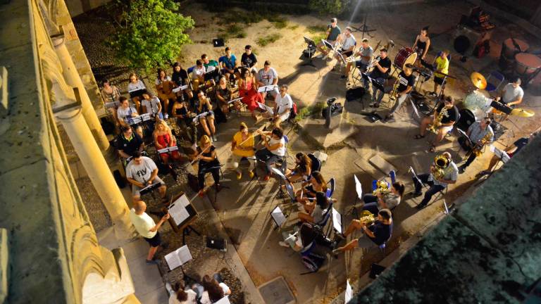 Parques “llenos” de música Parques “llenos” de música