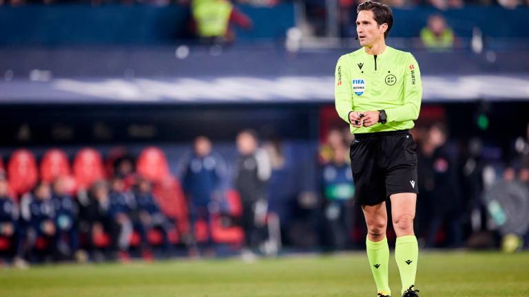 El jiennense Munuera Montero arbitrará el clásico de Copa Real Madrid-Barça El jiennense Munuera Montero arbitrará el clásico de Copa Real Madrid-Barça