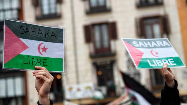 El Ejército saharaui lanza un ataque masivo contra tropas marroquíes El Ejército saharaui lanza un ataque masivo contra tropas marroquíes