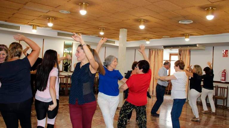 al compás de sevillanas al compás de sevillanas