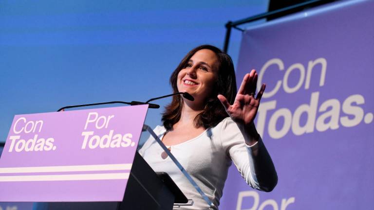 Podemos propone una renta garantizada de entre 700 y 1.400 euros desde los 18 años Podemos propone una renta garantizada de entre 700 y 1.400 euros desde los 18 años